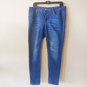 Jean's for curves - stretch